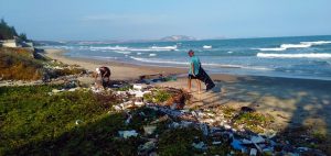 Goa: Pescadores apanham mais plástico do que peixes
