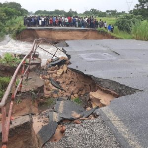 Moçambique: Chuvas intensas "desligam" o país ao longo da estrada EN1
