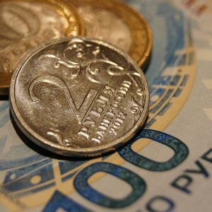 Rússia e Bielorrússia têm financiamento suspenso pelo BERD