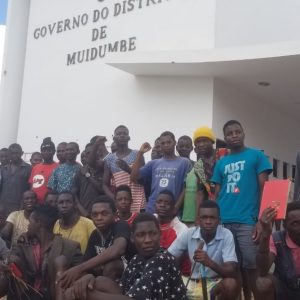 Moçambique: Funcionários públicos pedem acompanhamento psicológico