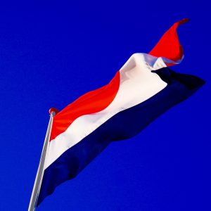Moçambique procura experiência da Holanda em governação e eleições