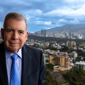 Venezuela: Diplomata de carreira pode pôr fim a 25 anos de chavismo