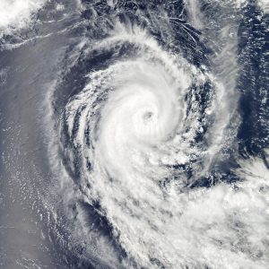 EUA: Tempestade Imelda provoca estragos nas Caraíbas e ameaça transformar-se em furacão