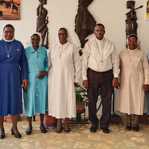 Moçambique: Congregações femininas reúnem em Pemba e têm gesto de comunhão para com as vítimas do terrorismo
